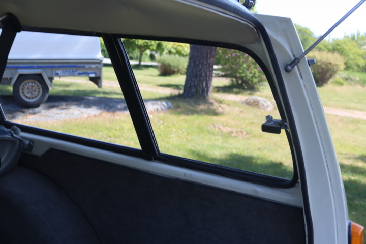 1043044-65 Volvo 145 2.2 liter B20, Manual - 1970