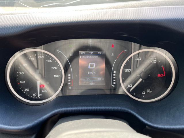 1041193-55 Iveco Daily 35-160 Chassis Cab 2.3 JTD Hi-Matic with tailgate facelift - 2021