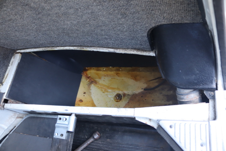 1043044-68 Volvo 145 2.2 liter B20, Manual - 1970