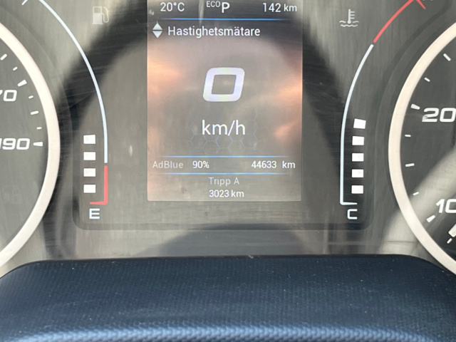 1041193-56 Iveco Daily 35-160 Chassis Cab 2.3 JTD Hi-Matic with tailgate facelift - 2021