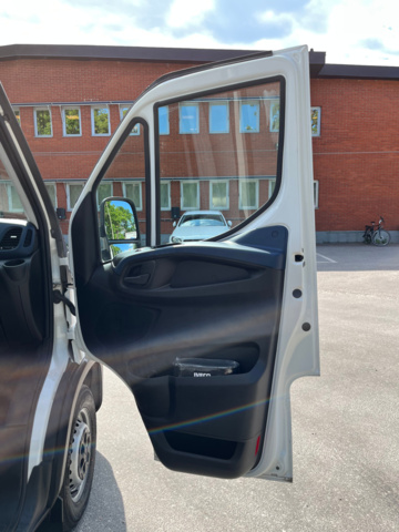 1041193-57 Iveco Daily 35-160 Chassis Cab 2.3 JTD Hi-Matic with tailgate facelift - 2021