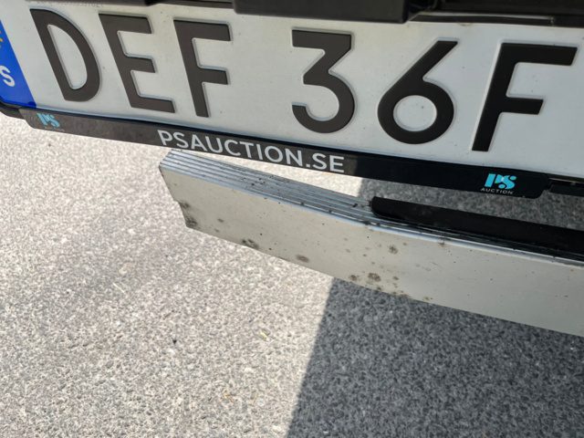 1041193-69 Iveco Daily 35-160 Chassis Cab 2.3 JTD Hi-Matic with tailgate facelift - 2021