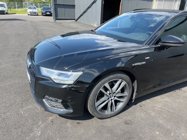980526-13 Audi A6 Avant 40 TDI - 2020