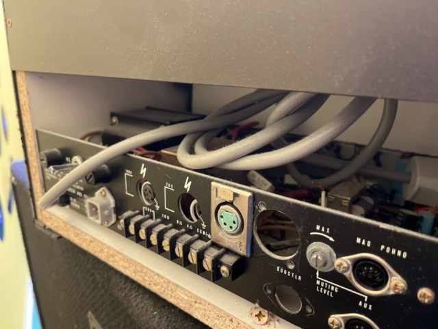 1038741-6 Studio items