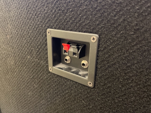 1038741-7 Studio items