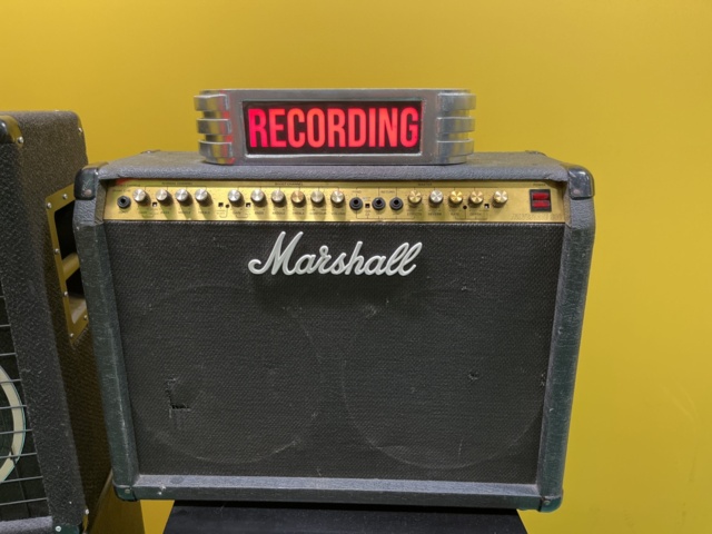 1038741-9 Studio items