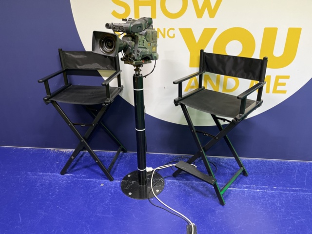 1038741-18 Studio items