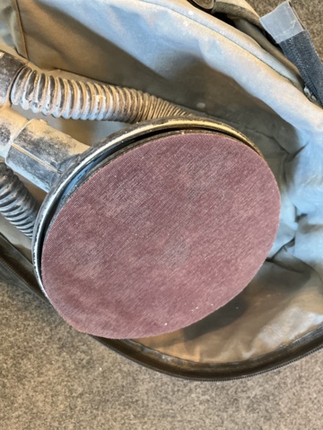 963375-8 Vacuum cleaner & giraffe sander, Mirka Leros 950