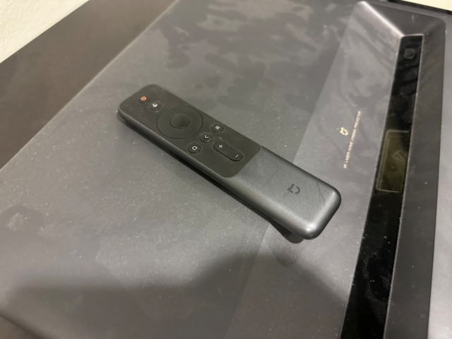 1041779-6 Mi 4K Laser projector & wall screen