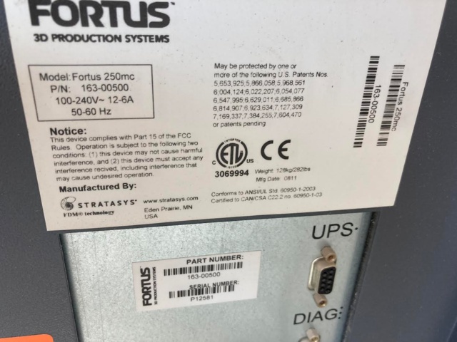 1001911-8 3D printer with wash bath Fortus 250MC