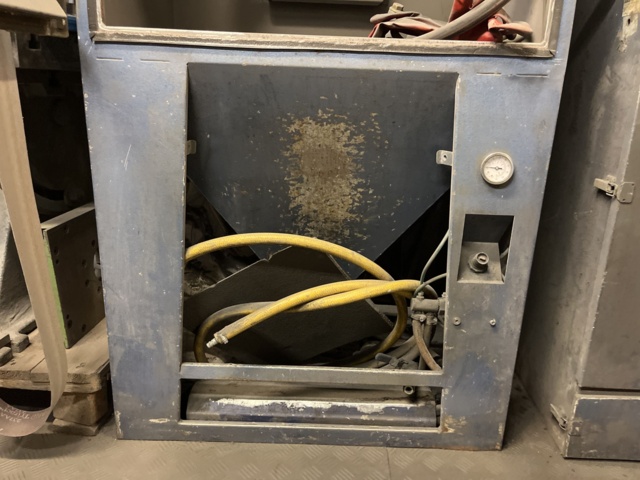 1013103-10 Blast cabinet GUYSON Euro 4 SF incl. filter cabinet