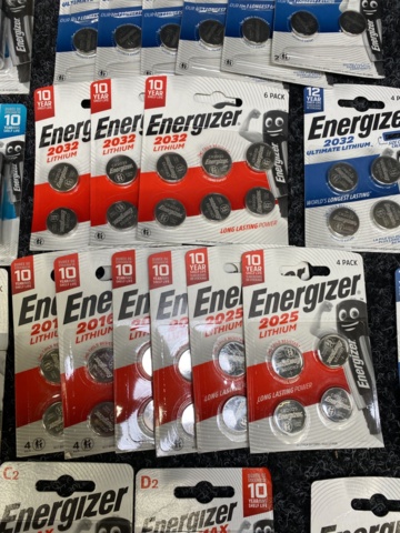 1044056-7 Assortment of batteries from Energizer