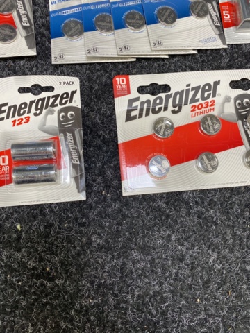1044056-9 Assortment of batteries from Energizer
