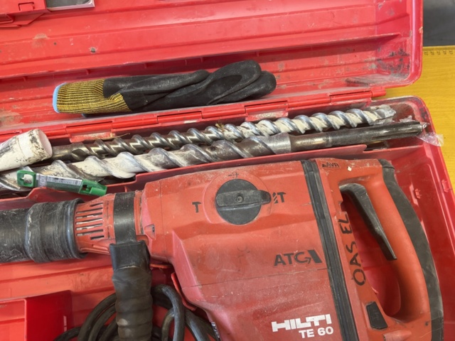 1038798-6 Hilti combi hammer TE-60