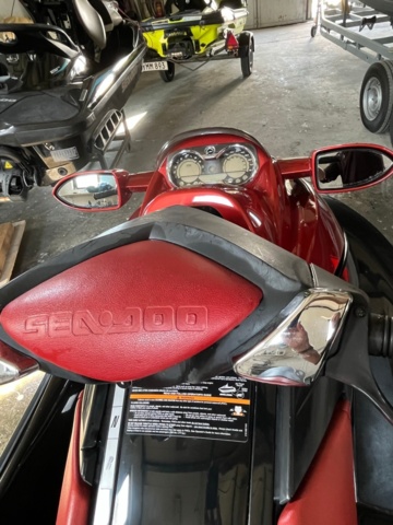1044088-6 Jet ski, SeaDoo RXT 215 -06