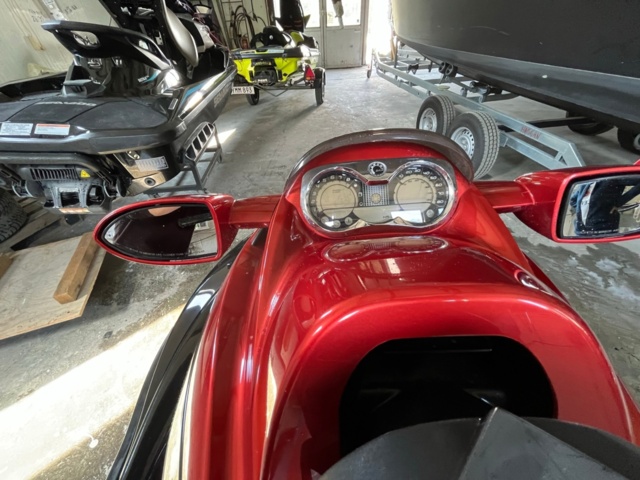 1044088-11 Jet ski, SeaDoo RXT 215 -06