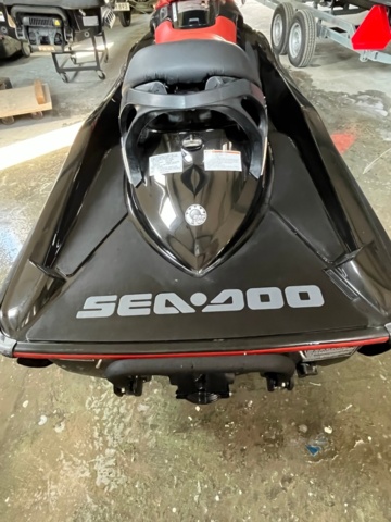 1044088-15 Jet ski, SeaDoo RXT 215 -06