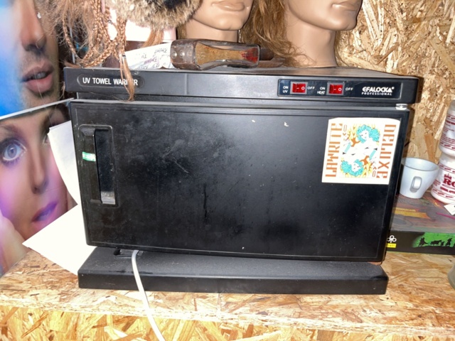 963384-15 Barbershop (hair tools, furniture/furniture, equipment, etc.).