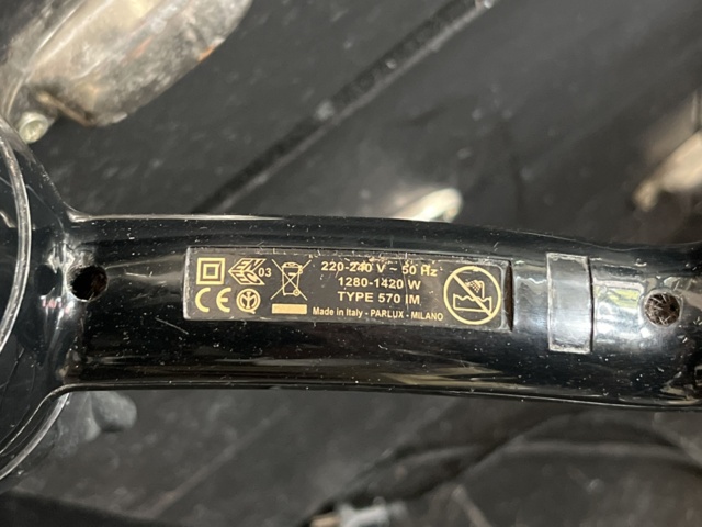 963384-22 Barbershop (hair tools, furniture/furniture, equipment, etc.).