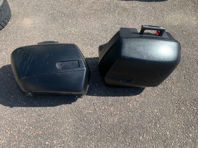 1039842-31 BMW R1100GS ABS - 1998