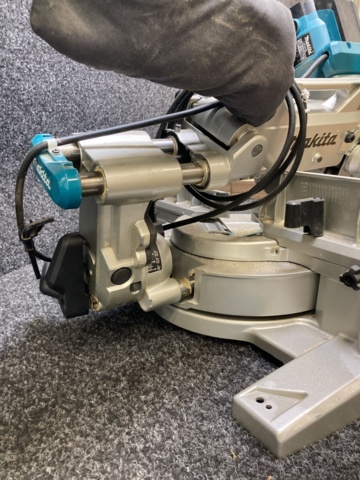 1042163-6 Miter saw Makita LS1016L