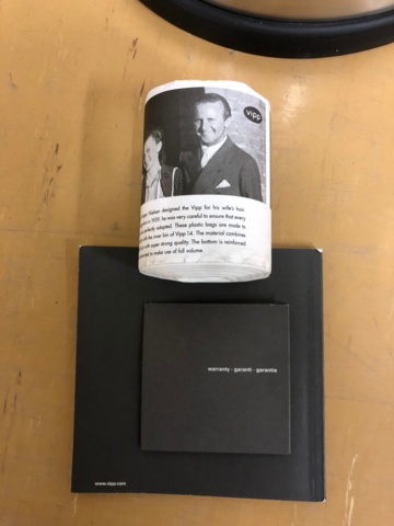 1044399-5 Vipp 14 roska-astia (käyttämätön)