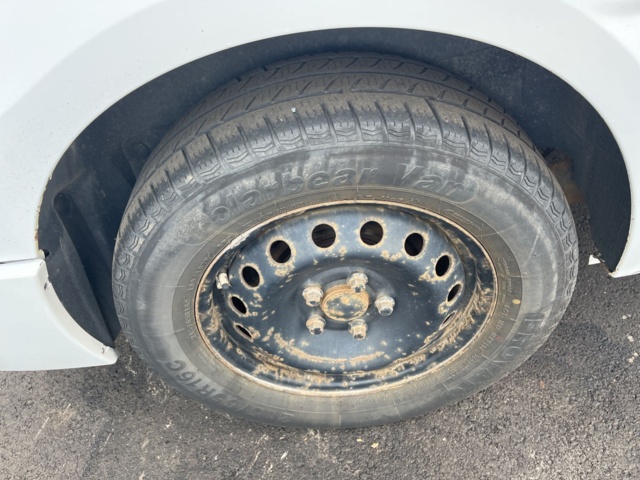 980536-12 Nissan Primastar Combi 2.0 dCi Manuell - 2011