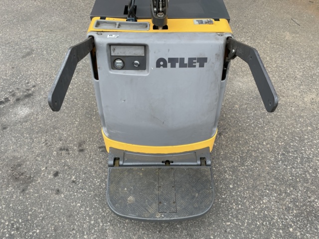 1042490-13 Athlete TLP/200 -2002