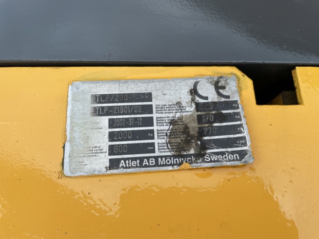 1042490-12 Athlete TLP/200 -2002