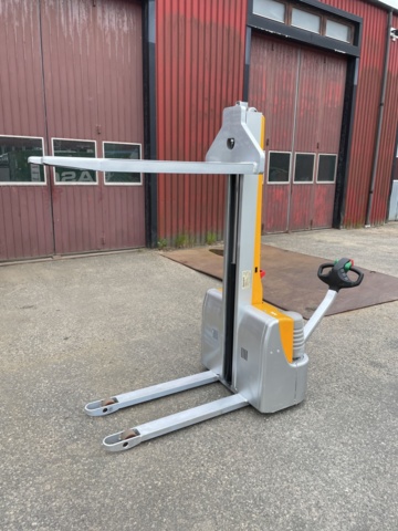 1042491-18 Track stacker Jungheinrich, EMC 10G-115-156E