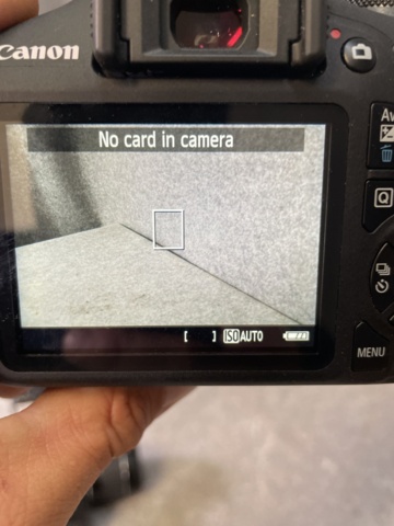 996373-14 System camera Canon EOS 2000D