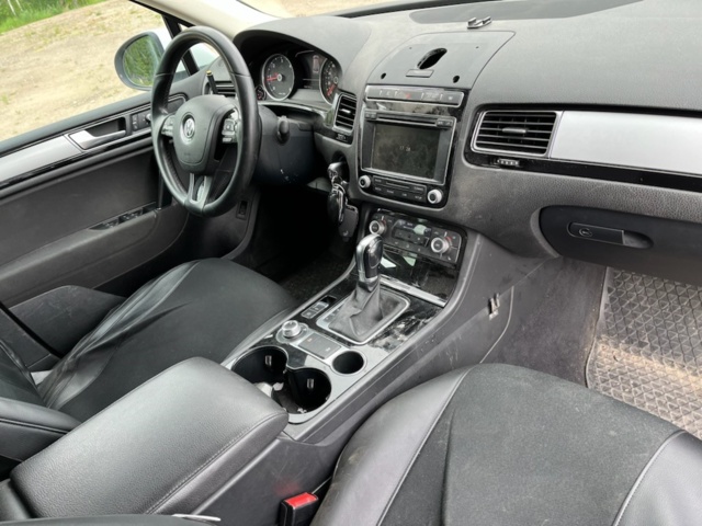 1043111-27 Volkswagen Touareg 3.0 V6 TDI 4Motion - 2018