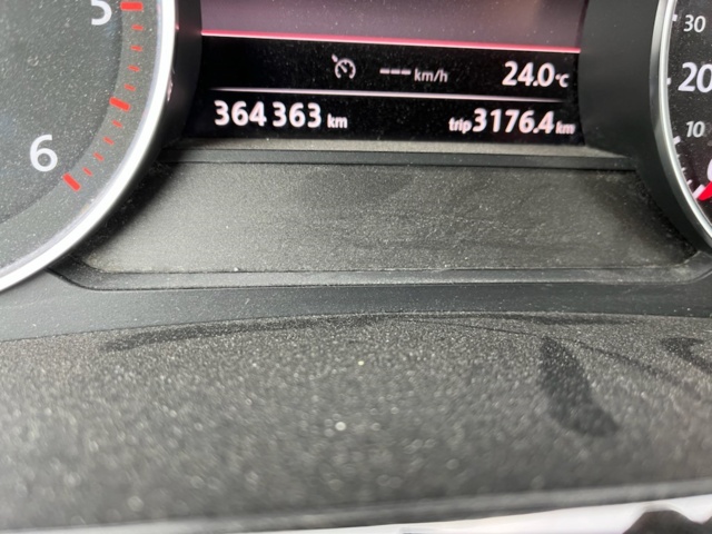 1043111-31 Volkswagen Touareg 3.0 V6 TDI 4Motion - 2018