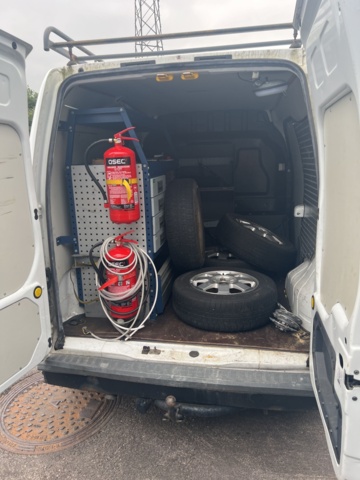 980529-25 Ford Transit Connect T230 LWB 1.8 TDCi Manual, 110hp, 2007 rep item