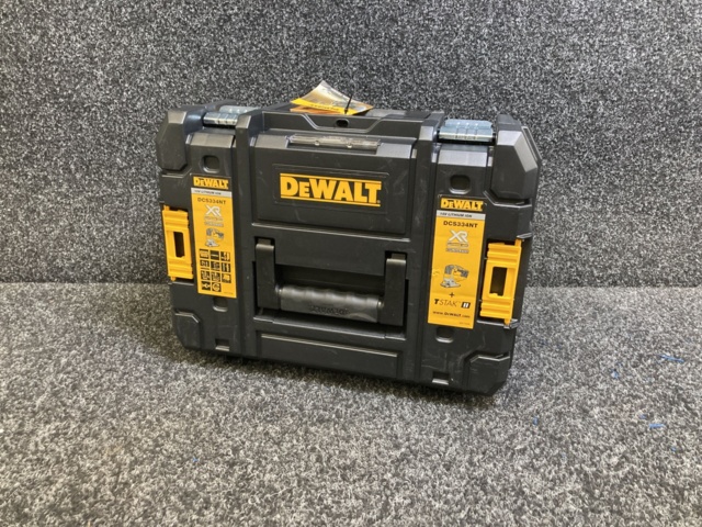 1042172-1 Jigsaw Dewalt DCS334NT