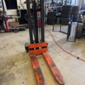 1039382-2 Pallet truck Kentruck HL1000