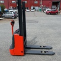 1042501-7 Stacker Linde L10 B - 2011