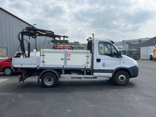 1023590-4 Iveco Daily 65C18 Chassis Cab 3.0 HPT - 2008