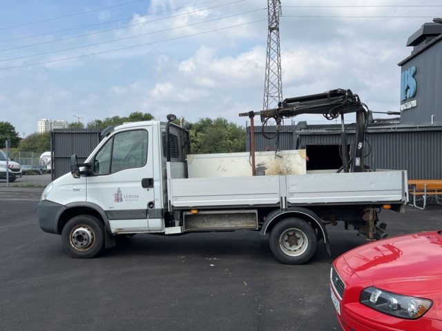 1023590-8 Iveco Daily 65C18 Chassis Cab 3.0 HPT - 2008