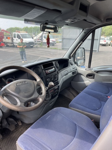 1023590-25 Iveco Daily 65C18 Chassis Cab 3.0 HPT - 2008