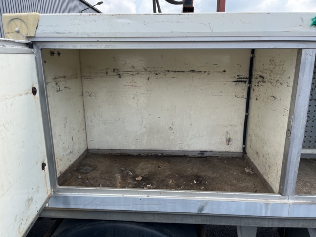 1023590-37 Iveco Daily 65C18 Chassis Cab 3.0 HPT - 2008