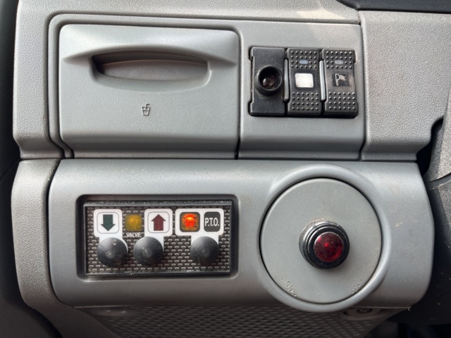 1023590-40 Iveco Daily 65C18 Chassis Cab 3.0 HPT - 2008