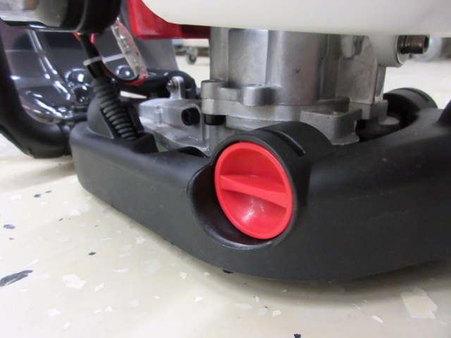 1044614-9 Petrol-powered hedge trimmer