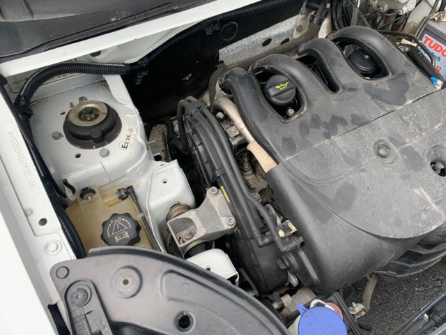 1044537-32 Citroën Berlingo Van 1.9 Manual - 2003