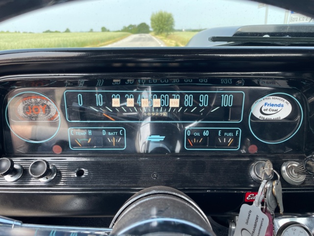 1044632-17 Chevrolet C10 383 stroker -1964