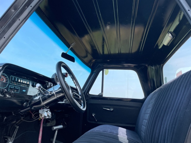 1044632-20 Chevrolet C10 383 stroker -1964