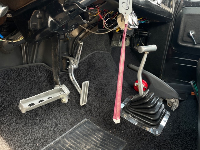 1044632-21 Chevrolet C10 383 stroker -1964