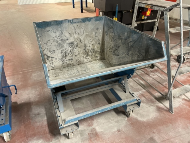 1042510-2 Tippcontainer MarcoTipper MT-600