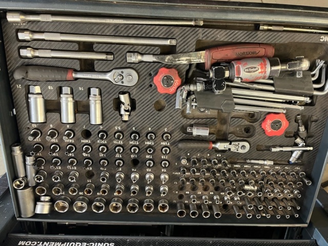 1043182-3 Tool cart Sonic with tools