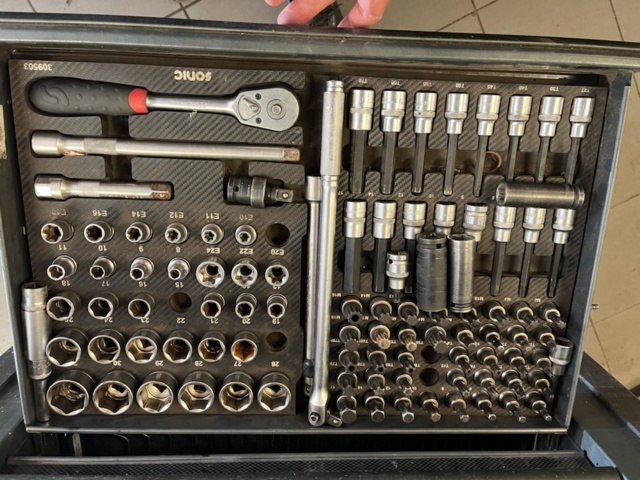 1043182-4 Tool cart Sonic with tools